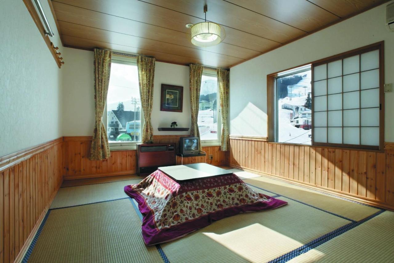 Mistral Hotel Minamiuonuma Eksteriør billede